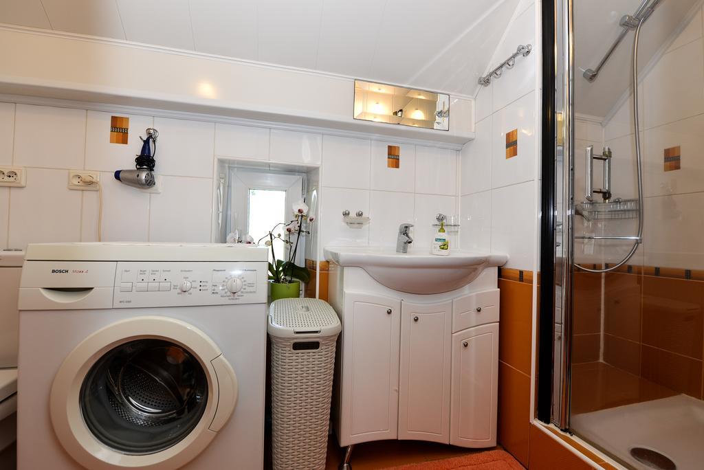 Guesthouse "Nakvyne Pas Zveja" Nagliu Street Ніда Екстер'єр фото